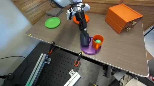 t=22 s: gripper grasps the cup